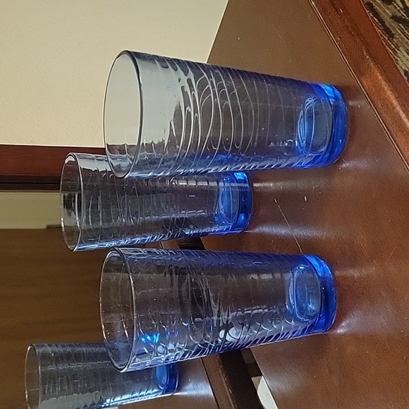 Libbey blue Sirrus set of 3 drinking glasses. Highly desirable. No call outs - Picture 6 of 7